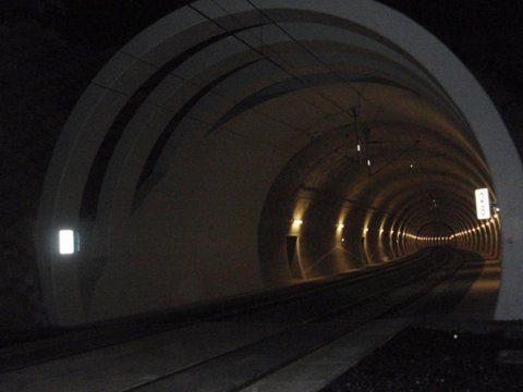 Railway tunnel - injection of dilatation, Prague